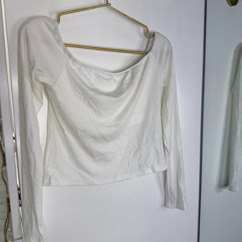 midriff top